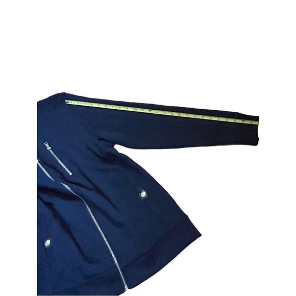 NWT  Navy INC INTERNATIONAL CONCEPTS
Men's Quilted  Knit Jacket, size M - Picture 10 of 11